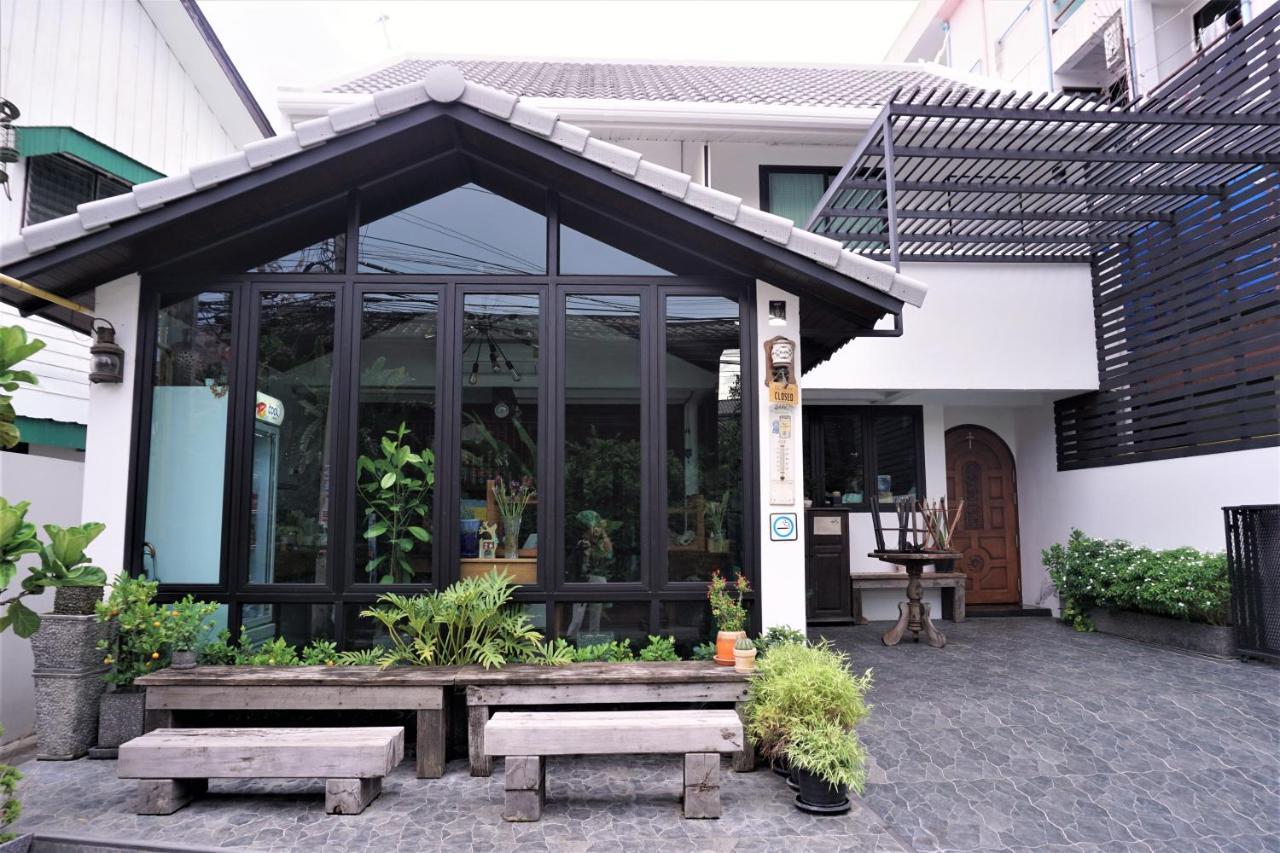 Baan Lung Poshtel Vandrerhjem Chiang Mai Eksteriør bilde