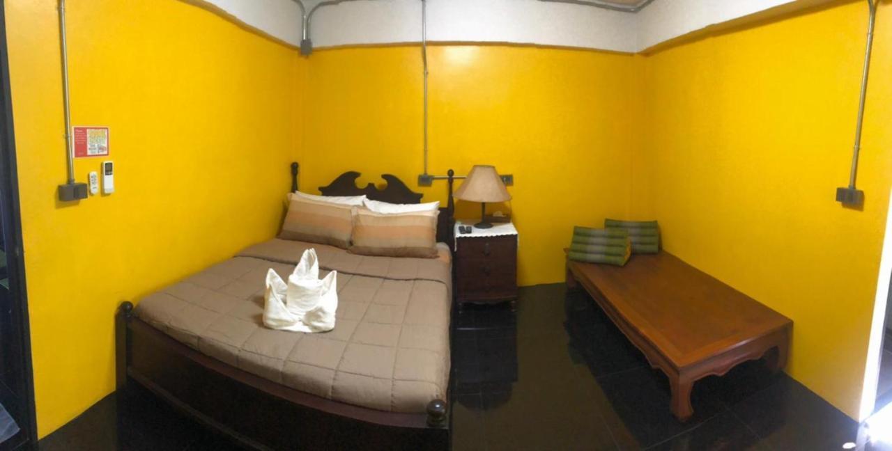 Baan Lung Poshtel Vandrerhjem Chiang Mai Eksteriør bilde