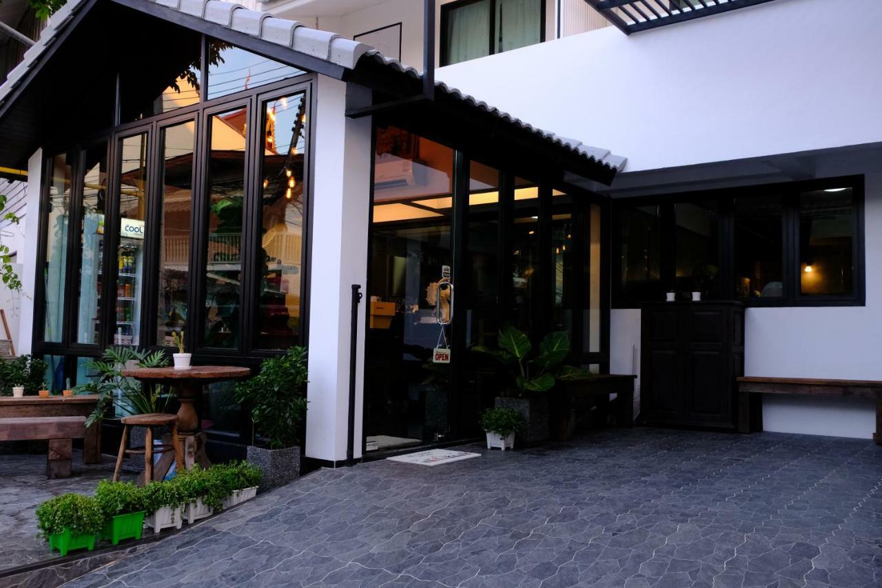 Baan Lung Poshtel Vandrerhjem Chiang Mai Eksteriør bilde
