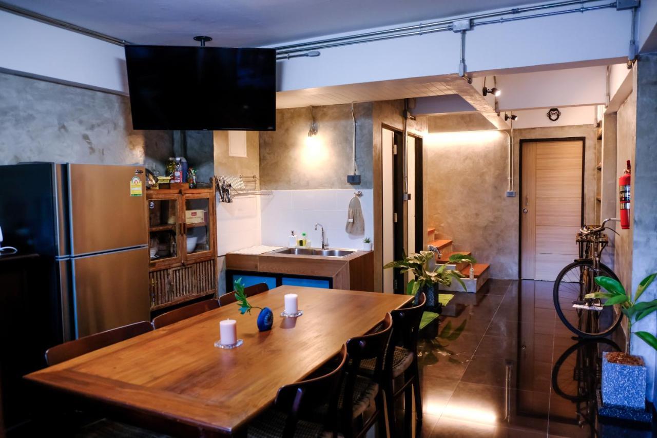 Baan Lung Poshtel Vandrerhjem Chiang Mai Eksteriør bilde
